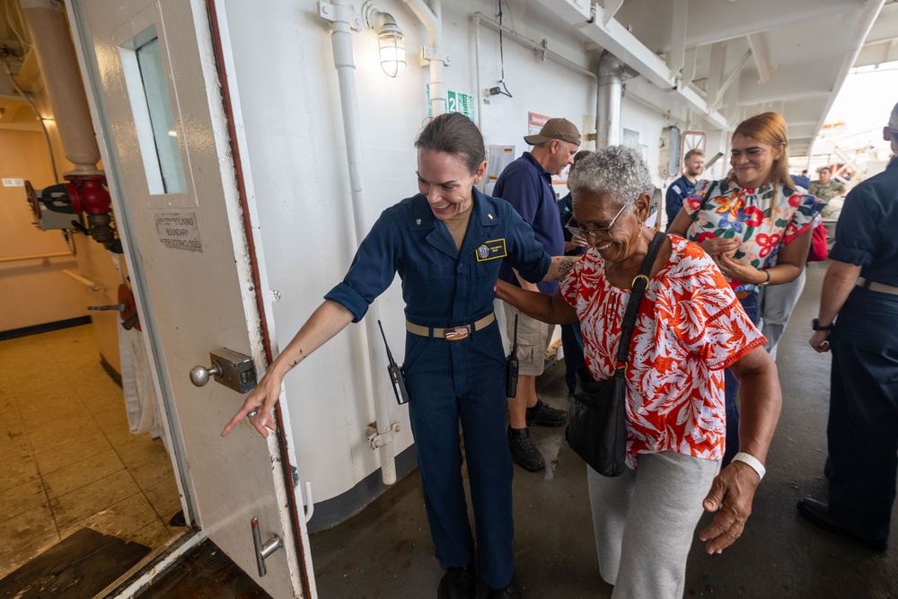 Dominican Republic Partients Board USNS Comfort CP25