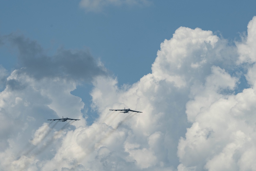 Col Maginness' Fini Flight as 2nd Bomb Wing Commander