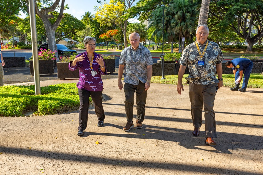 Mayor of Honolulu Visits DKI APCSS