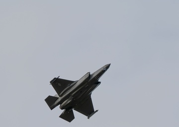 F-35 Lightning II Take-offs at Eielson AFB