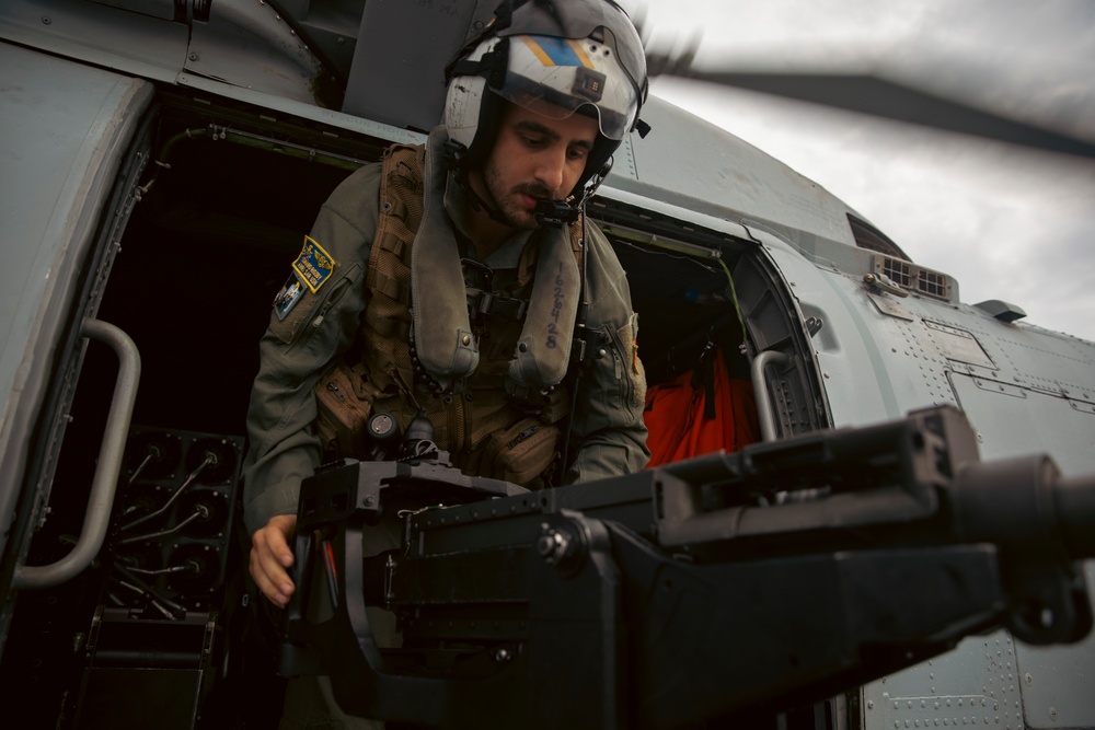 USS Winston S. Churchill (DDG 81) Flight Operations