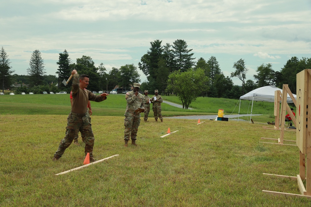 Sgt. Luke Entz throws an axe - 2025 National Best Warrior