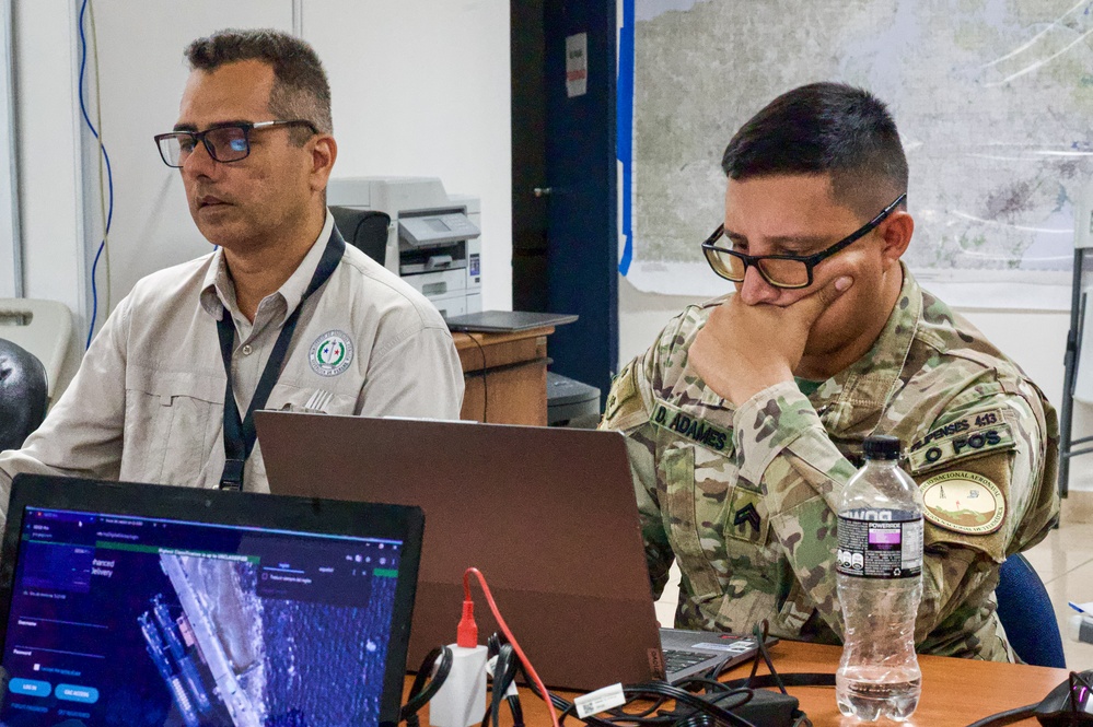 Geospatial intelligence exchange builds capacity among Panamanian security personnel