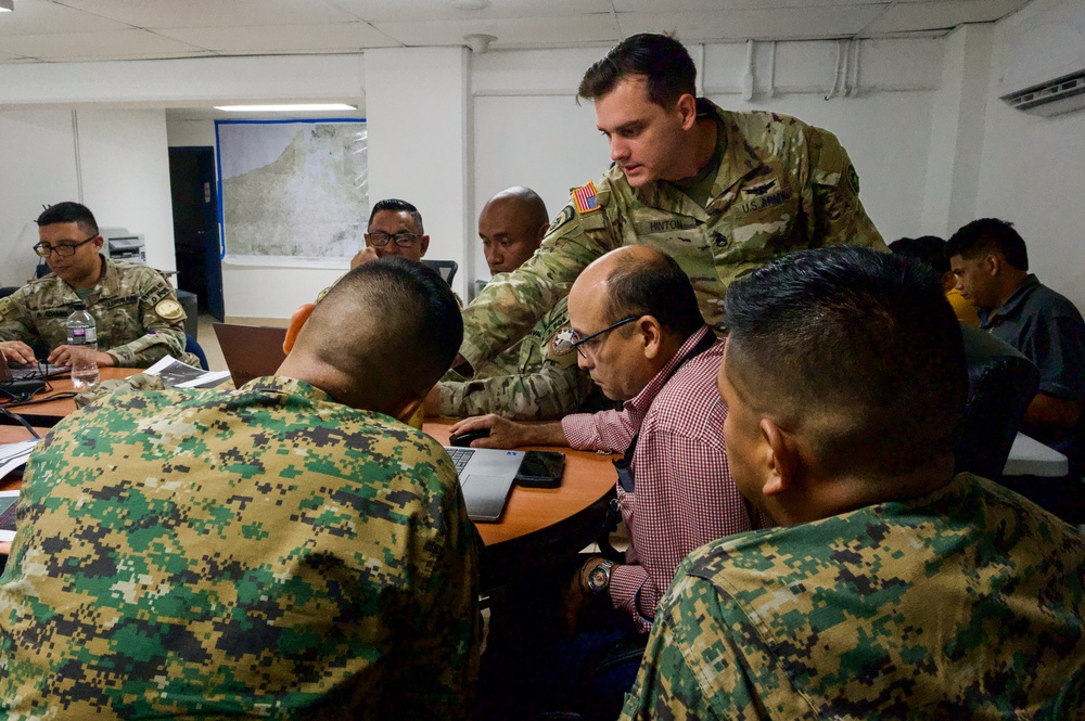 Geospatial intelligence exchange builds capacity among Panamanian security personnel