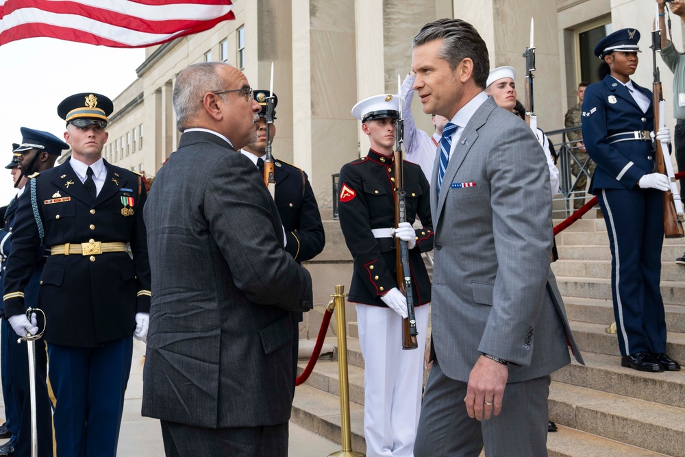 SD Hegseth Hosts Bahrain At Pentagon