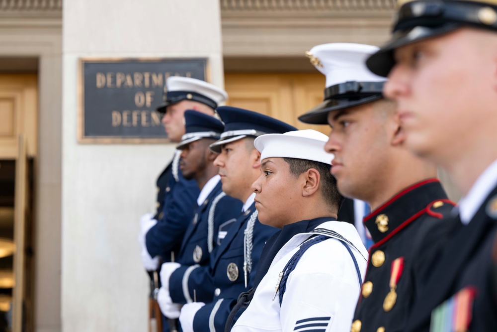 SD Hegseth Hosts Bahrain At Pentagon