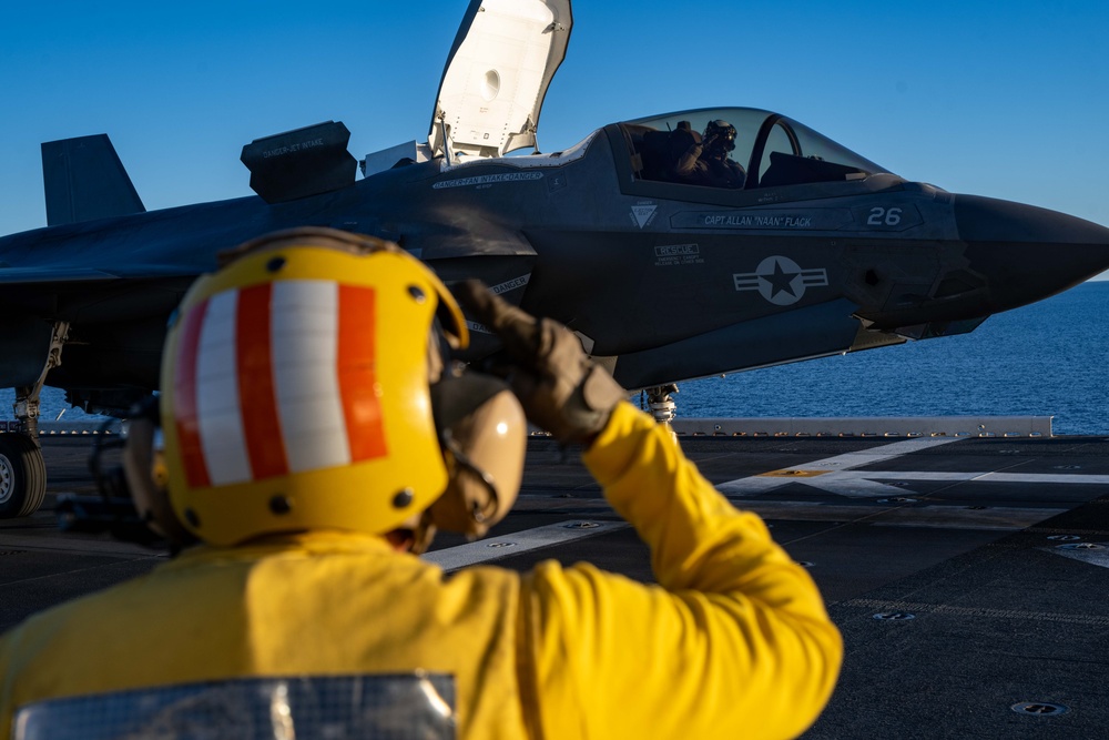USS America Conducts Multi-Aircraft Flight Operations during Exercise Talisman Sabre