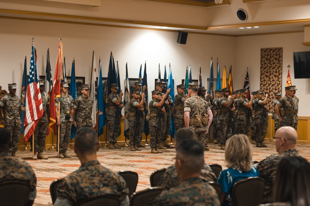 III Marine Expeditionary Force Support Battalion holds change of command ceremony