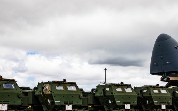 25th Infantry Division receives HIMARS