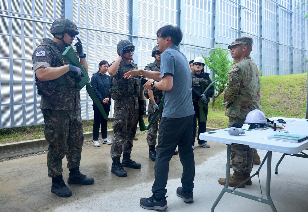 EST/HEAT Training with our ROK Counterparts