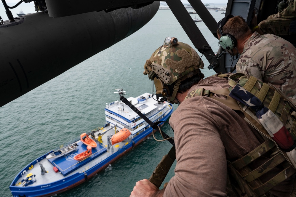 US NSW, Panamanian special forces conduct VBSS during PANAMAX-Alpha PH I