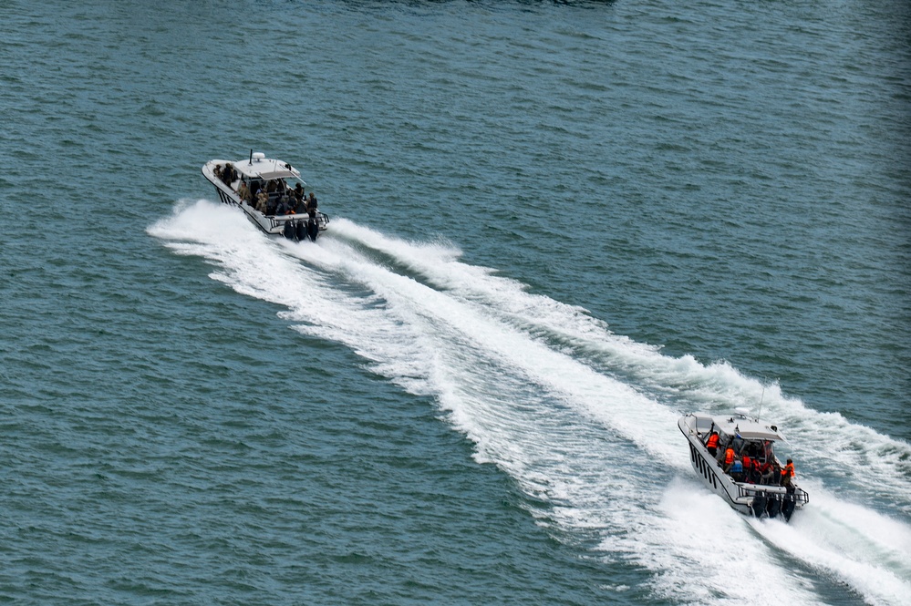 US NSW, Panamanian special forces conduct VBSS during PANAMAX-Alpha PH I
