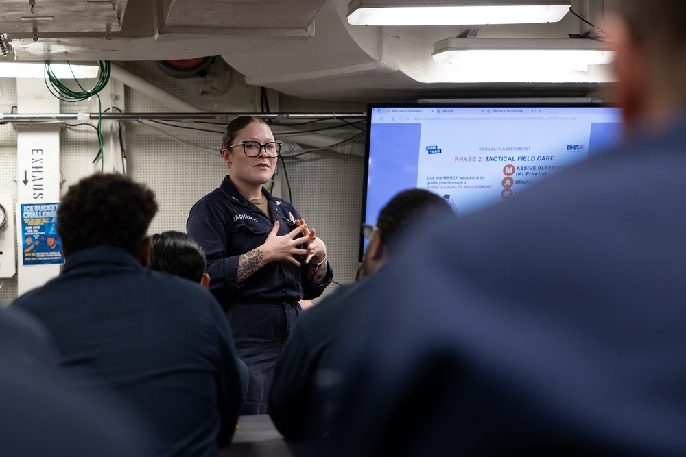 Curtis Wilbur Sailor Instucts Tactical Combat Casualty Course