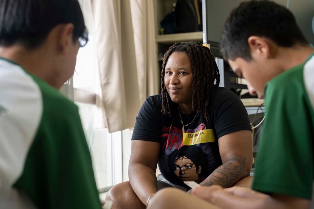 Sailors share in language exchange with Okinawan school children