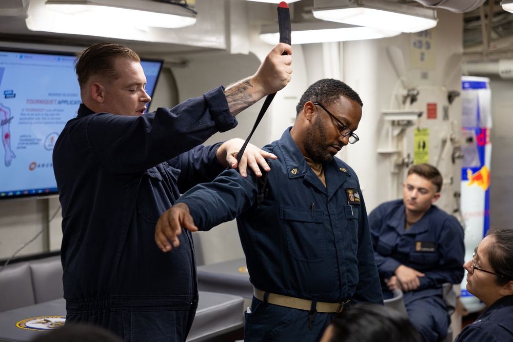 Curtis Wilbur Sailor Instucts Tactical Combat Casualty Course