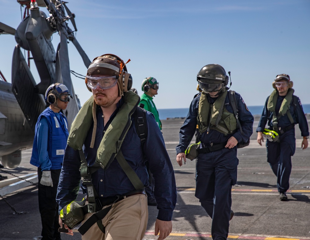 Commander, Task Force 70 (CTF 70) Hosts Royal Navy U.K. Carrier Strike Group