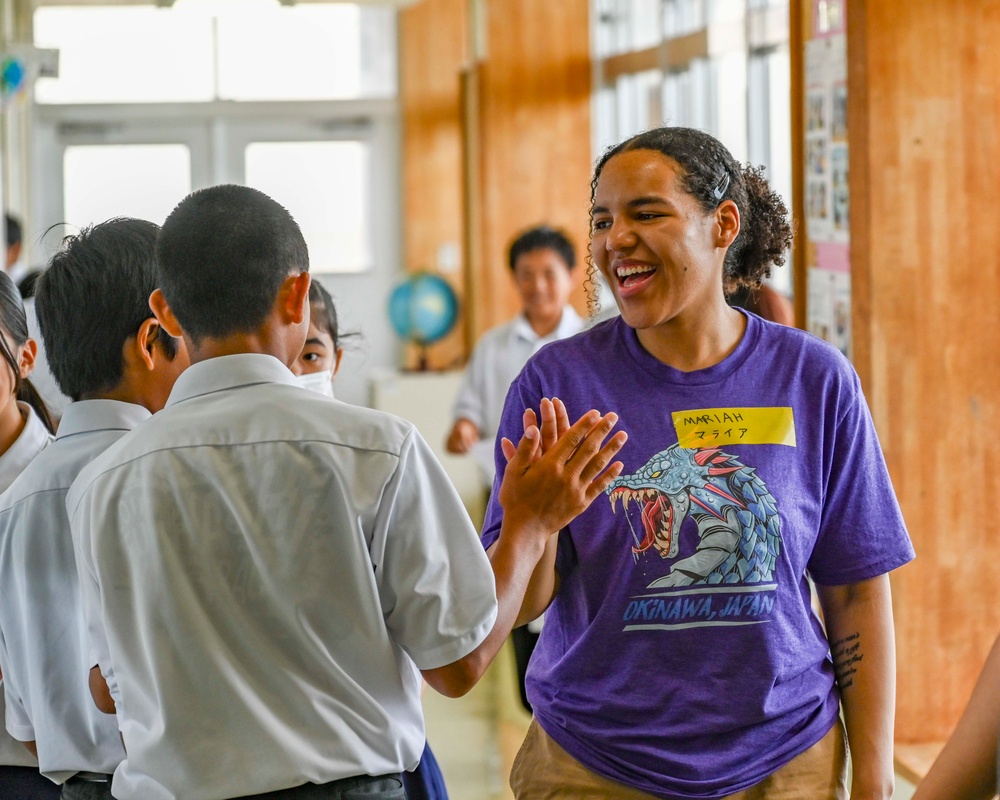 Sailors share in language exchange with Okinawan school children