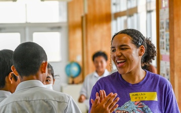 Sailors share in language exchange with Okinawan school children