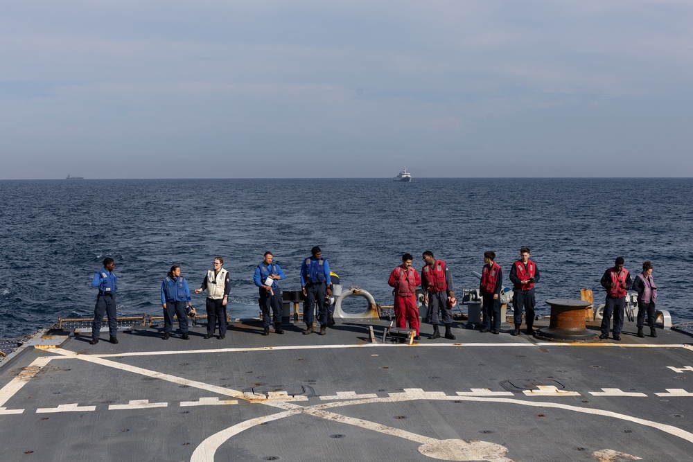 USS Curtis Wilbur (DDG 54) Conduct CARAT With Indonesian Navy