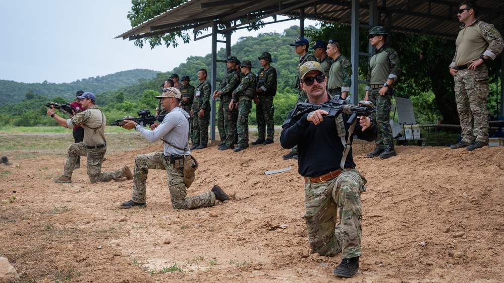 U.S., Royal Thai Navy EOD Engage in Joint Weapons and Patrol Training at CARAT 2025