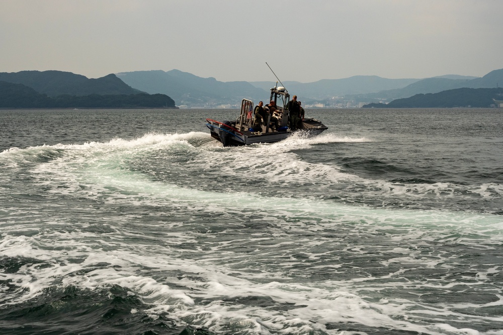 CFAS Harbor Patrol Unit Conducts Blank-Fire Training Evolution