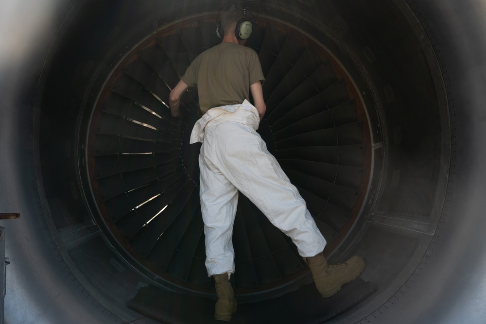 U.S. Airmen receive, ready C-17s for Talisman Sabre 2025
