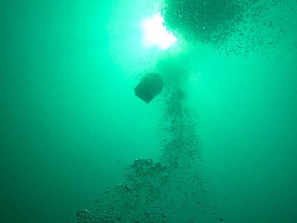 3d Reconnaissance Battalion Marines Conduct Search and Recovery Dive Drills