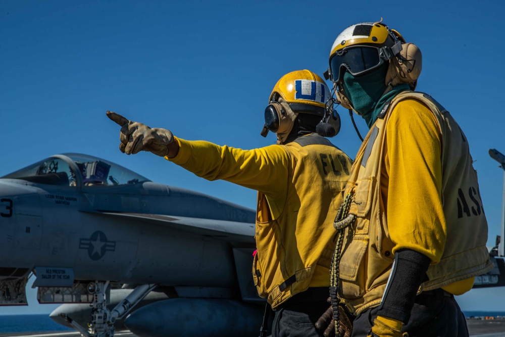 George Washington Conducts Flight Operations