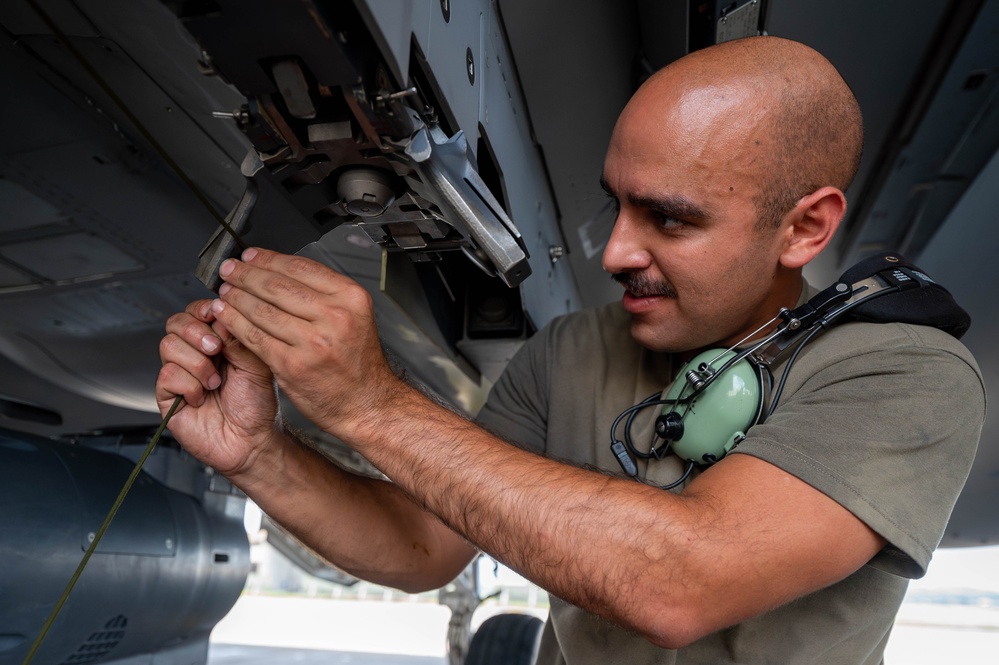 F-15EX visit offers first look at Indo-Pacific airpower evolution