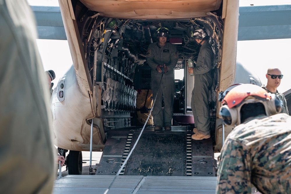 Talisman Sabre 25: Marines conduct loading drills with Marine Adjustable Cargo Trailer