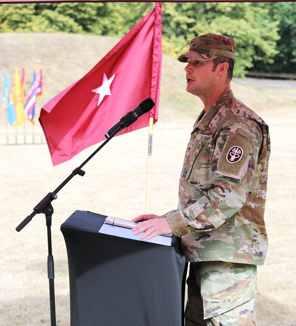 Dental Health Command Europe conducts inactivation ceremony