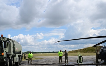 Hungarian Minister of Defence visits 56th RQS during Jolly Vihar 25