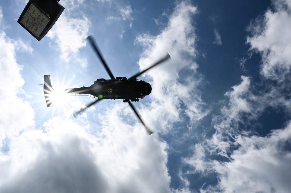 VNG HART trains on advanced hoist techniques