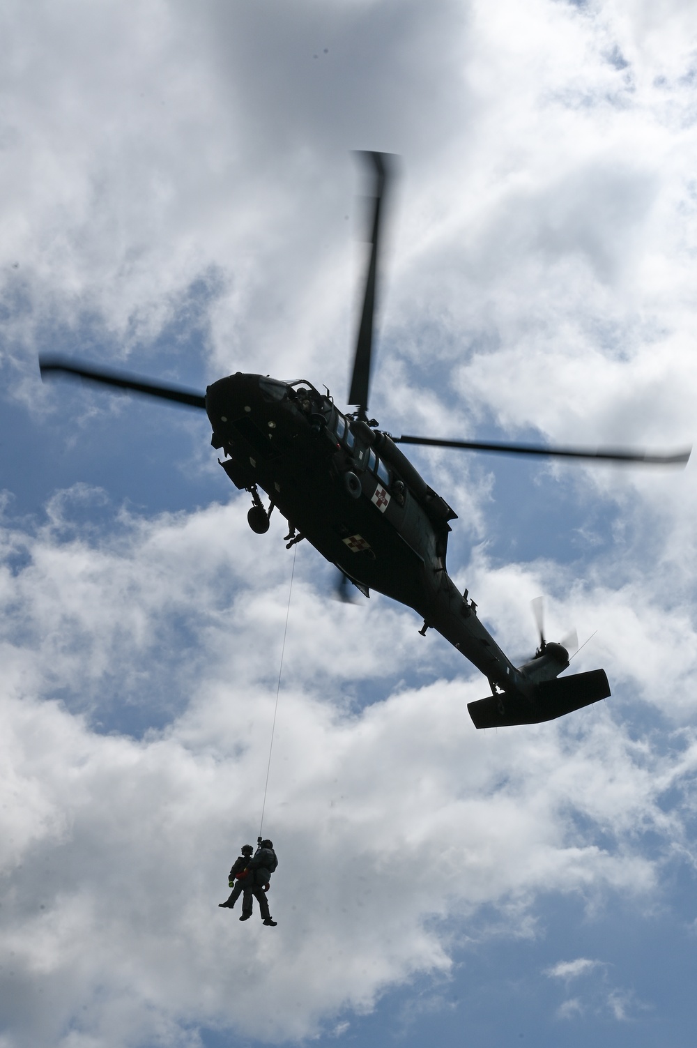 VNG HART trains on advanced hoist techniques