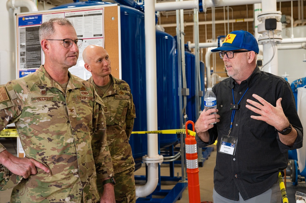 Kirtland Leadership Tours Bulk Fuels Facility