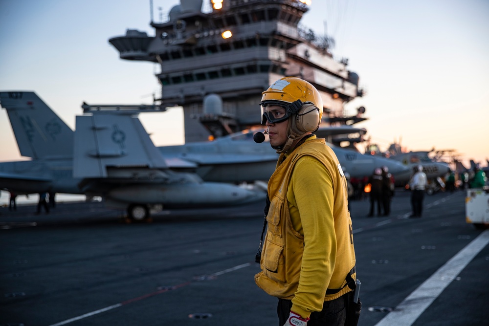 George Washington Conducts Flight Operations