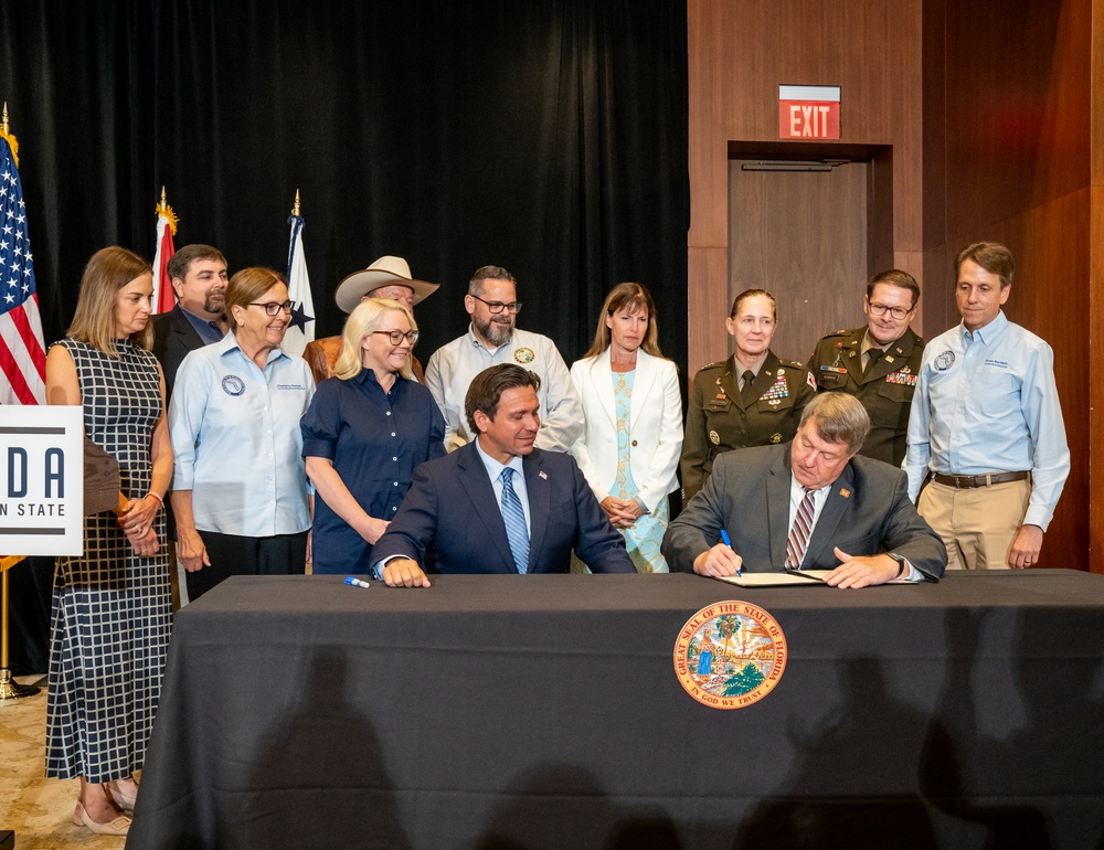 Army and State of Florida sign agreement to expedite Everglades Restoration
