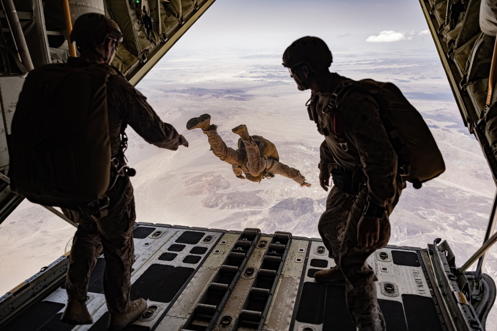 SLTE 4-25: 2d Recon Day Freefall