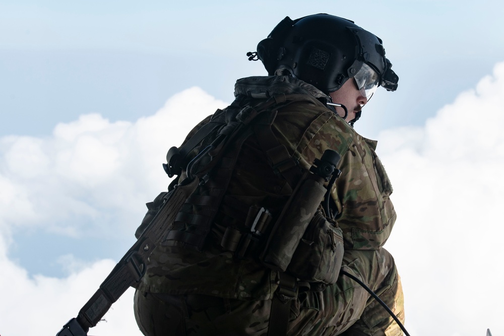 JTF-Bravo and JSCG-P members fly over Panama during PANAMAX-Alpha Phase I