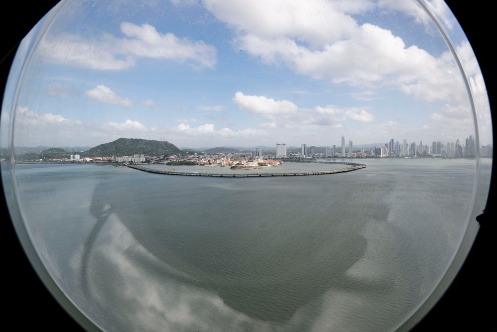 JTF-Bravo and JSCG-P members fly over Panama during PANAMAX-Alpha Phase I
