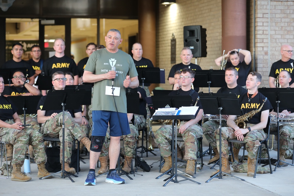 36th Combat Aviation Brigade Participates in the 36th Infantry Division 108th Anniversary Run