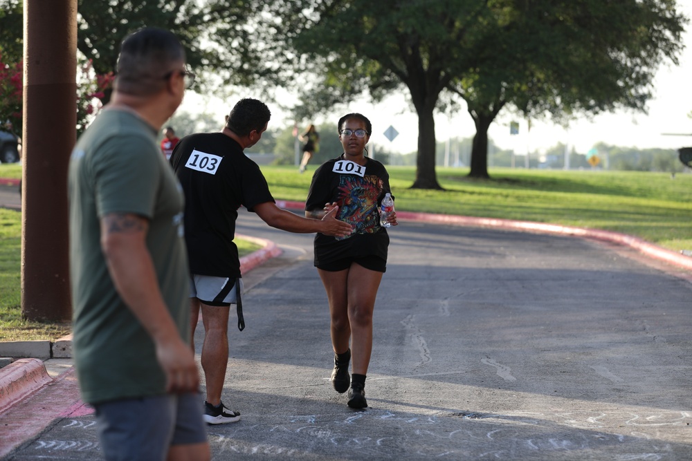 36th Combat Aviation Brigade Participates in the 36th Infantry Division 108th Anniversary Run