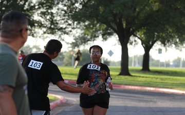 36th Combat Aviation Brigade Participates in the 36th Infantry Division 108th Anniversary Run