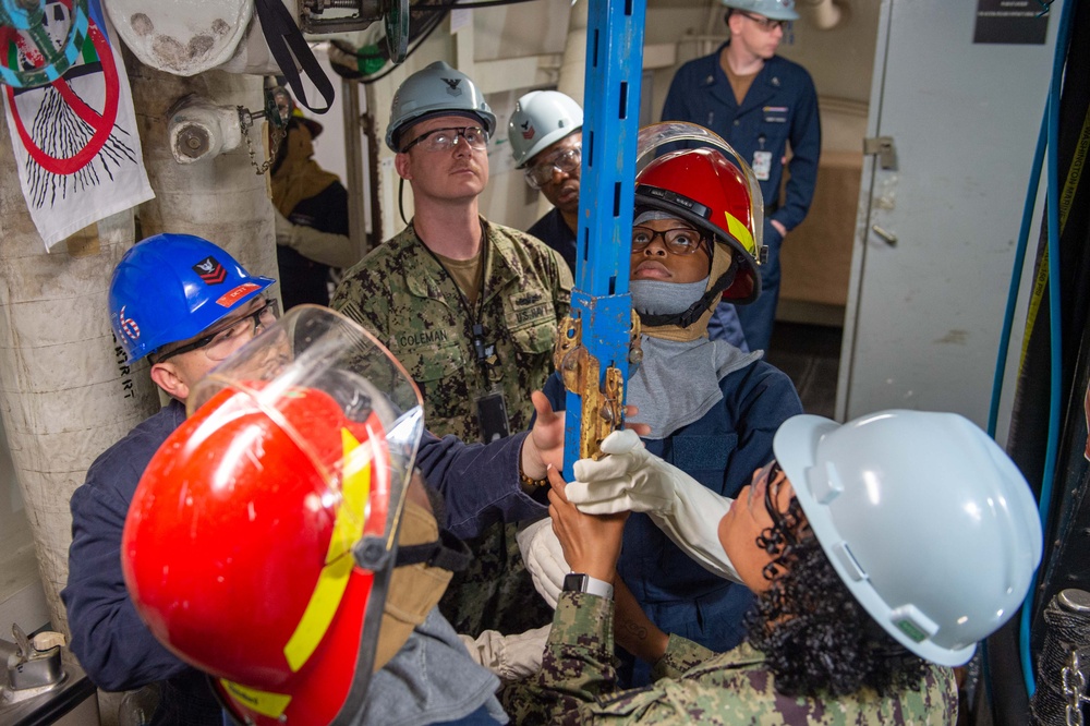 USS Ronald Reagan (CVN 76) Sailors Conduct General Quarters Drill