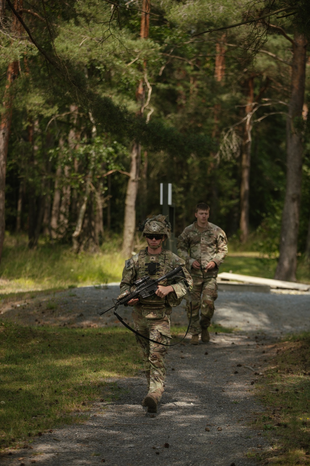 173rd Airborne Brigade Soldiers conduct M4 carbine qualification to prepare for Expert Soldier and Expert Infantry Badge [Image 4 of 7]