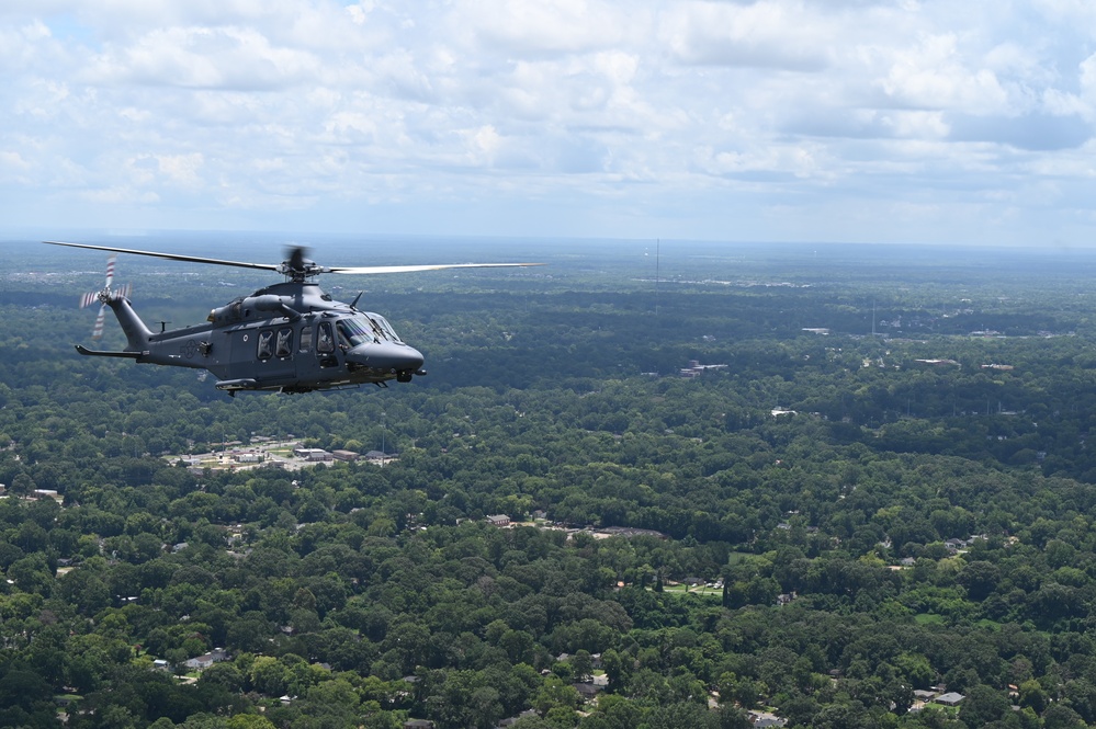 Grey Wolves roam Alabama skies