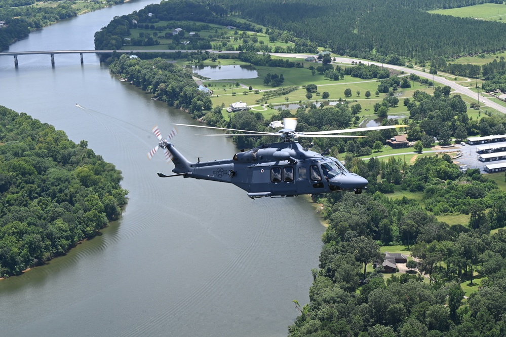 Grey Wolves roam Alabama skies
