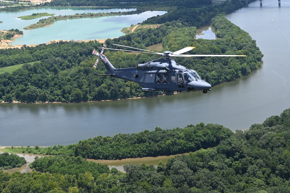 Grey Wolves roam Alabama skies
