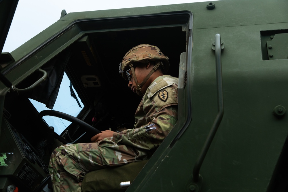 25th Infantry Division Receives HIMARS
