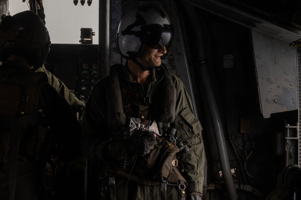 Col. Hunter celebrates final flight as a U. S. Marine Corps pilot